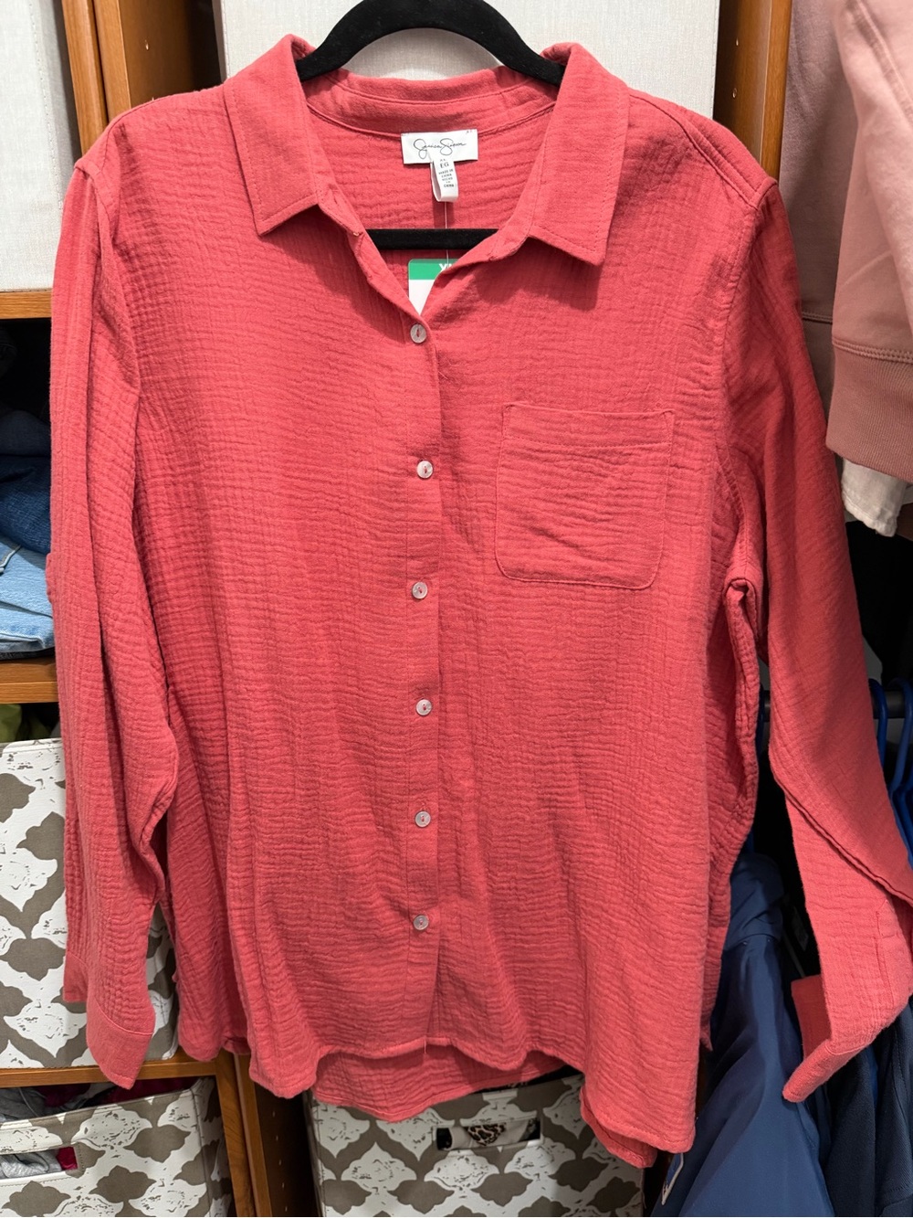 Jessica Simpson Coral Textured Button-Front Top